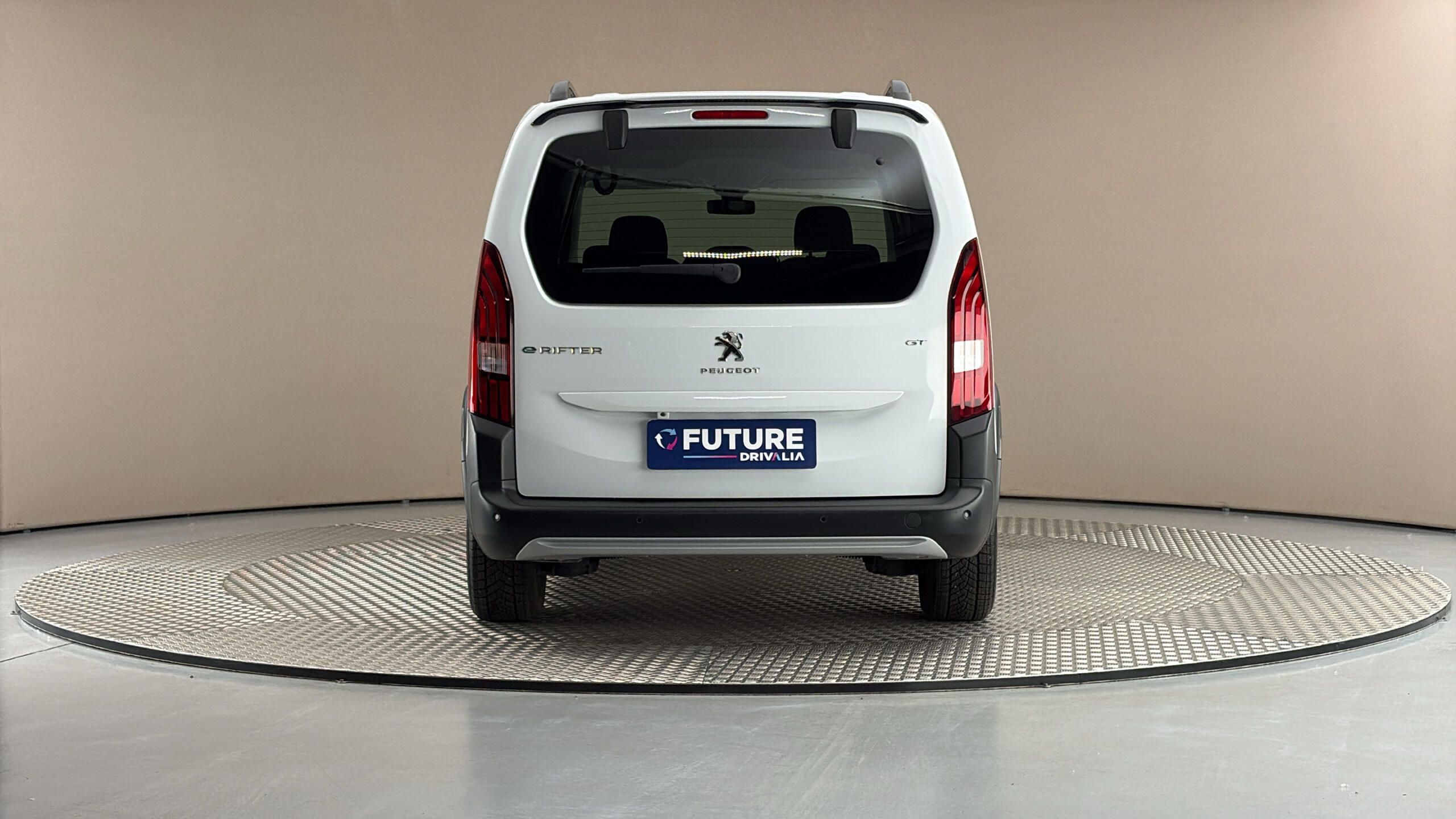 Peugeot Rifter, 50 kWh AUT GT Long - fotka 5