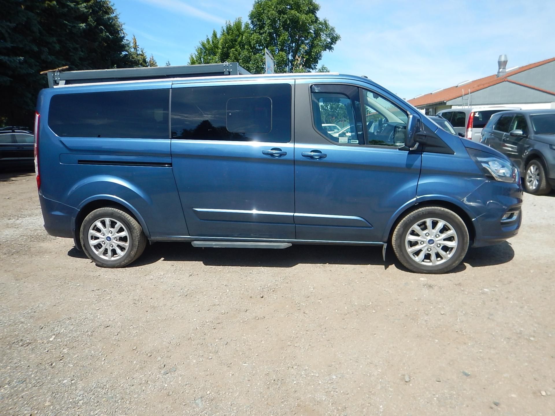Ford Tourneo Custom, 2.0 TDCI, 125 kW, MINIBUS - fotka 5