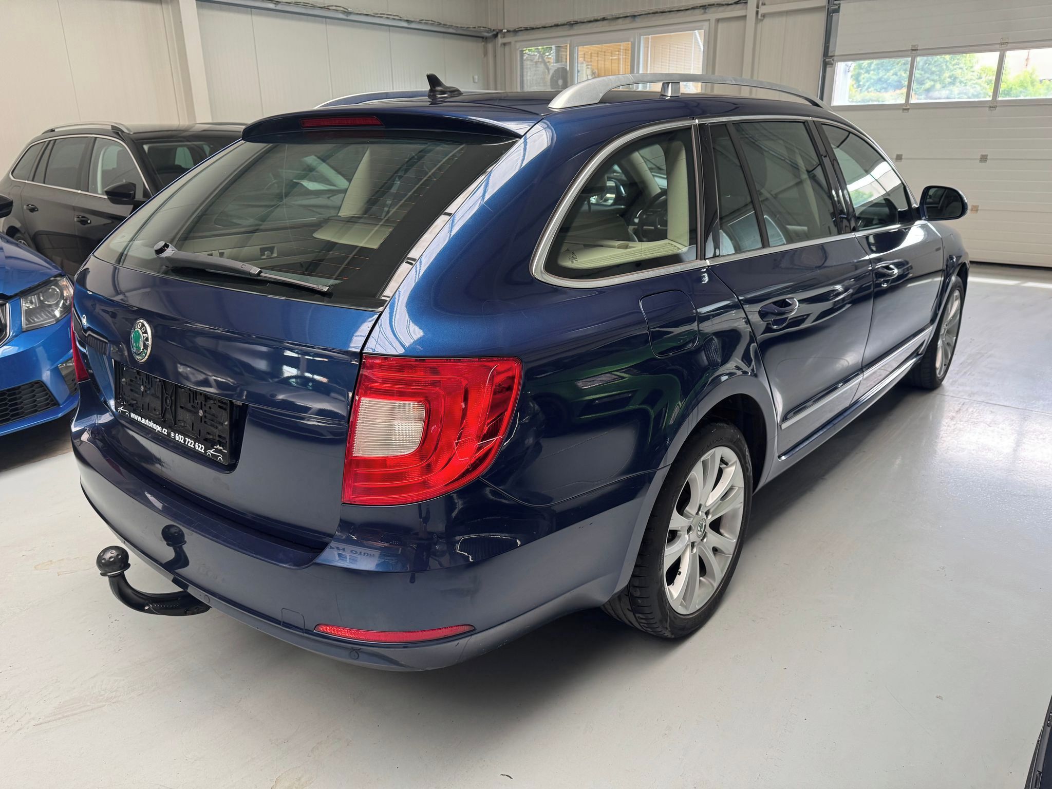 Škoda Superb, combi 1.8 TSI 4x4 Elegance - fotka 6
