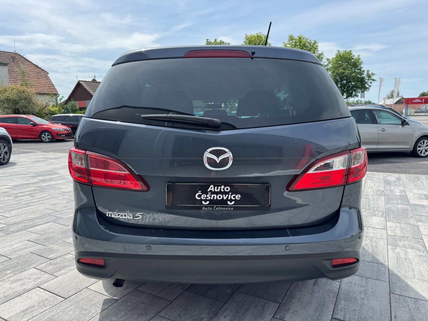 Mazda 5, 2,0 i 110 KW 7Míst - fotka 6
