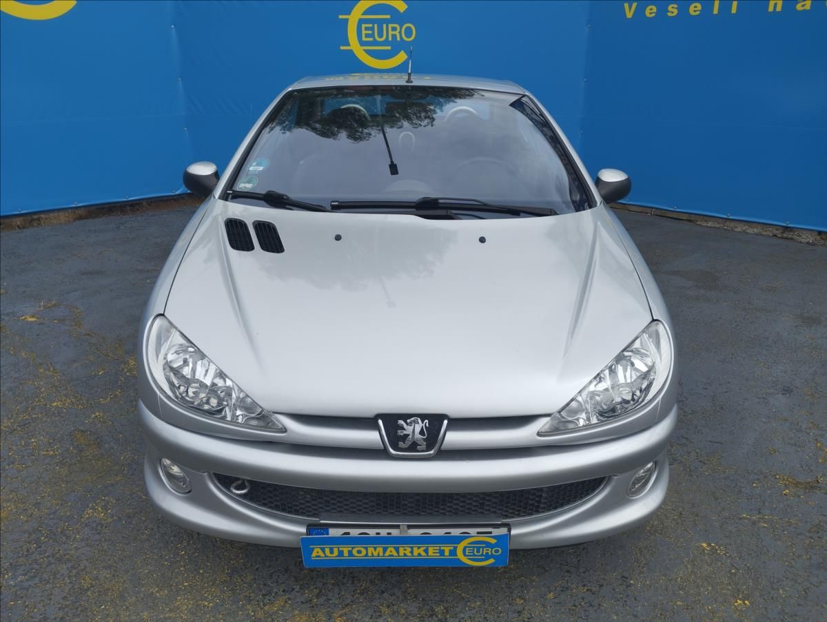 Peugeot 206, 1,6 i 80KW QUIKSIKVER - fotka 2