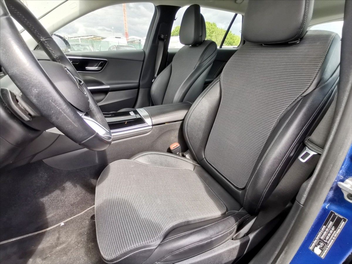 Mercedes-Benz Třídy C, C200 T Avantgarde*tažné*1.maj. - fotka 4
