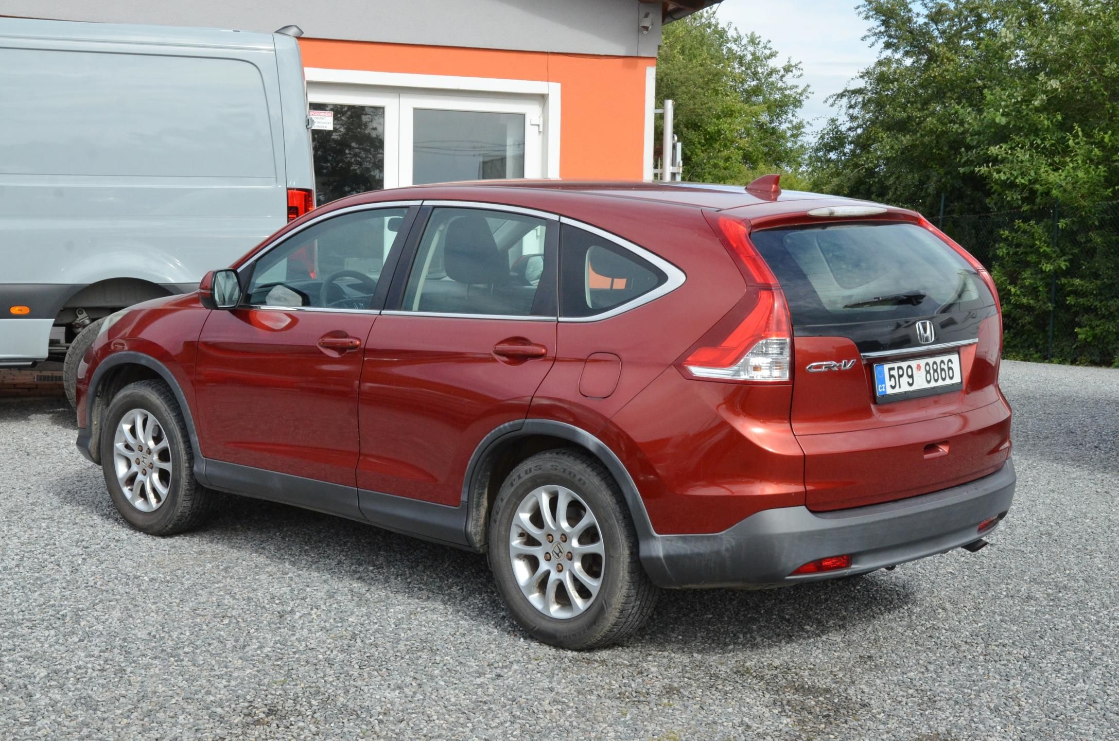 Honda CR-V, 2.2 i-DTEC 110kW 4x4 / ČR - fotka 4