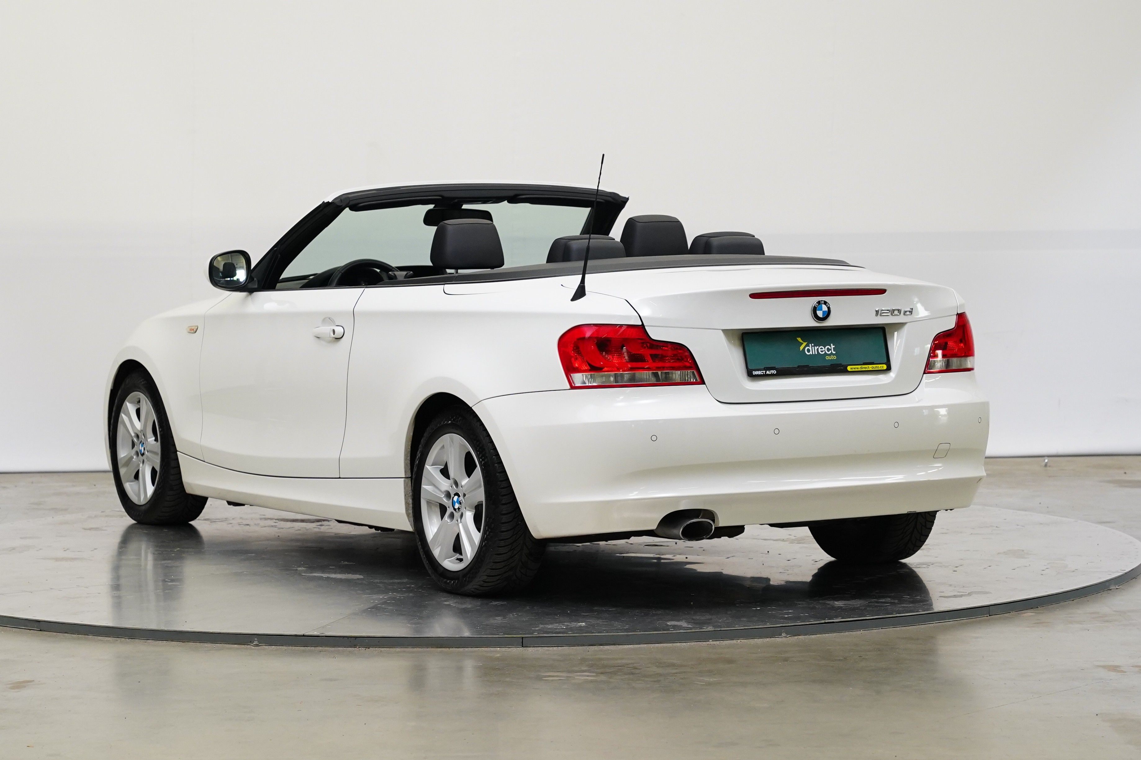 BMW Řada 1, d 130 kW Cabrio - fotka 4