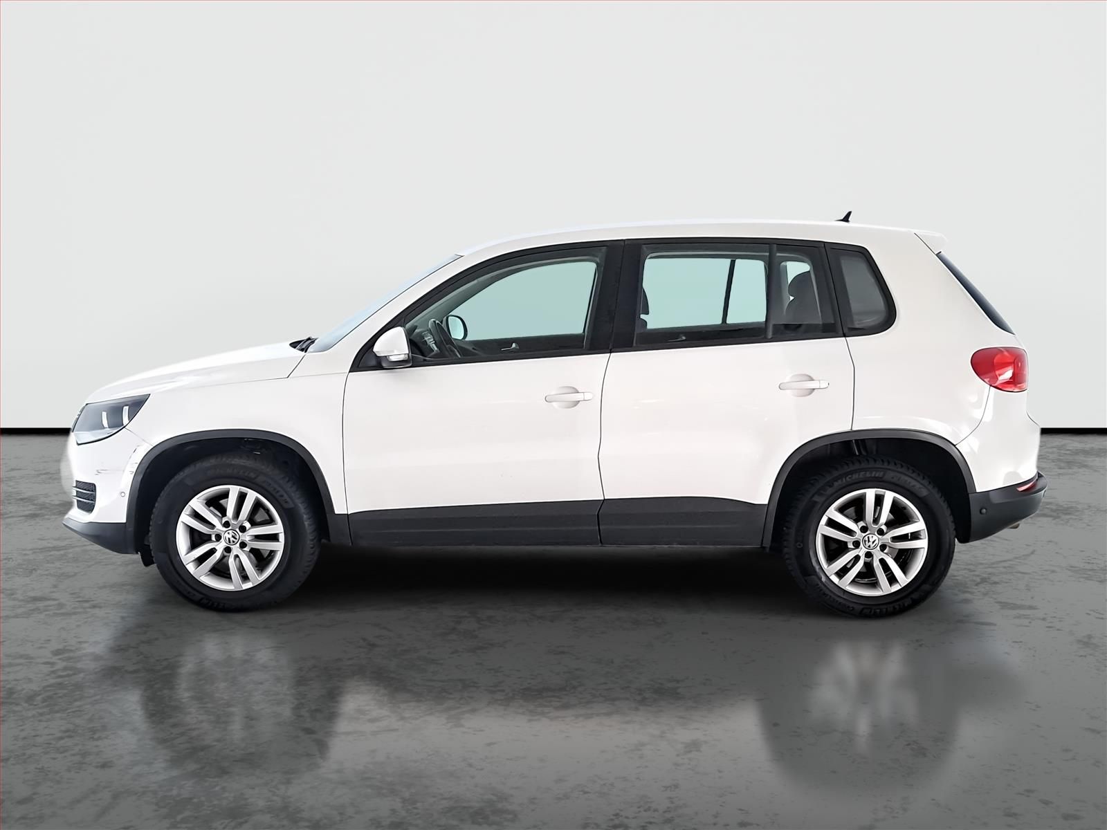 Volkswagen Tiguan, 2.0 TDI, Automatická klima - fotka 3