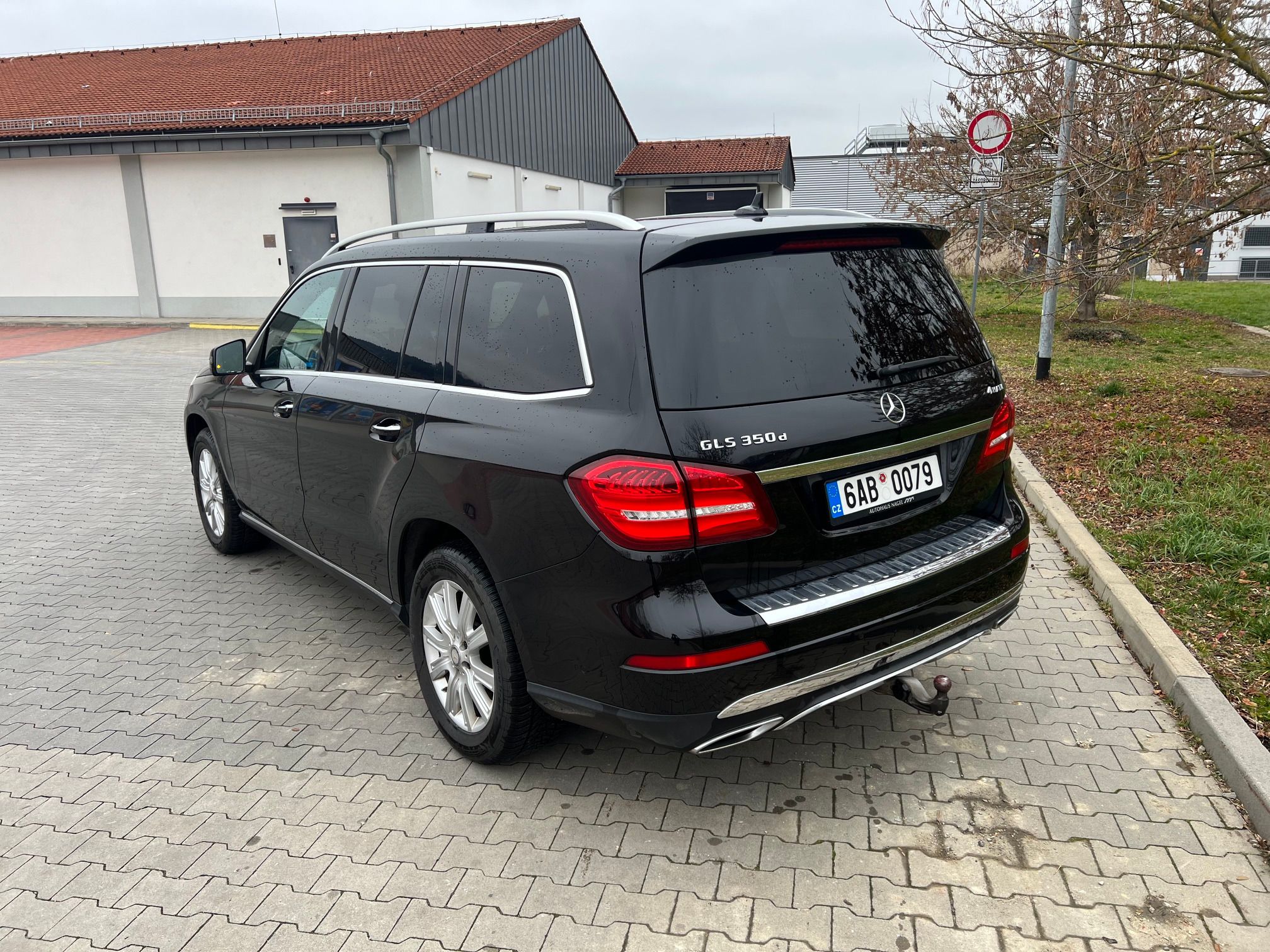 Mercedes-Benz GLS, Mercedes-Benz GLS 350d 149tis - fotka 3