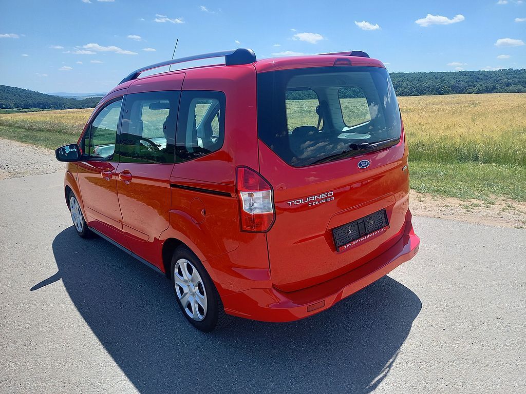 Ford Tourneo Courier, 1,0 EcoBoost+ČR+Serviska!! - fotka 3
