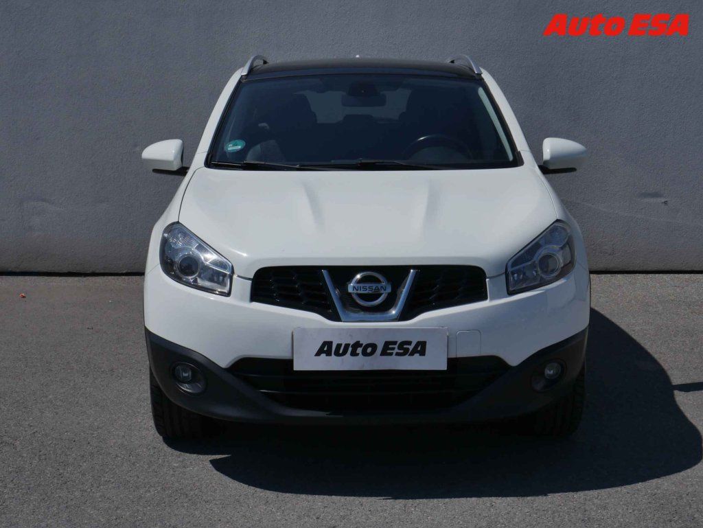 Nissan Qashqai, 1.6 16V,ČR - fotka 2