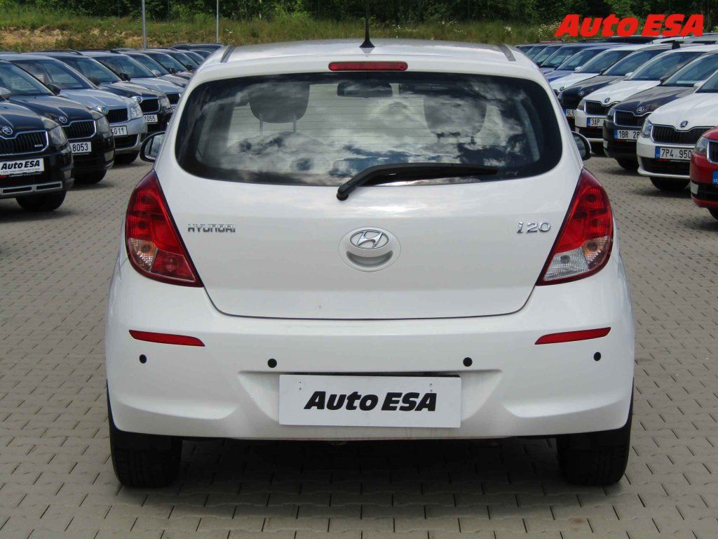Hyundai i20, 1.2i - fotka 5
