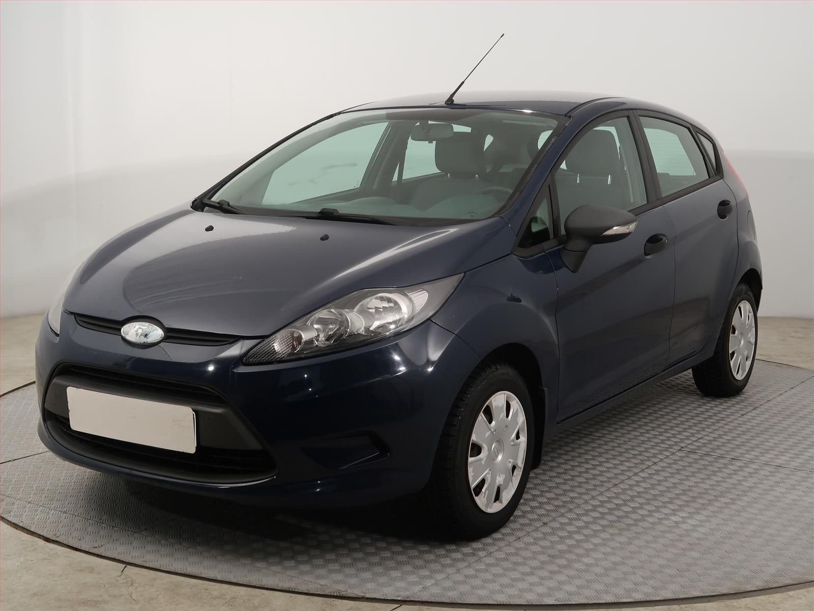 Ford Fiesta, 1.25, rezervace - fotka 2