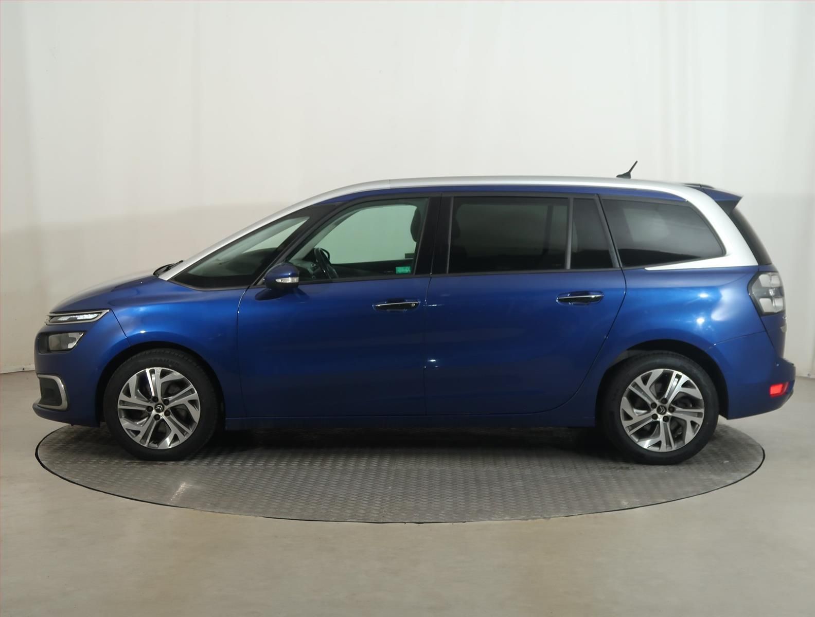 Citroën Grand C4 Picasso, 2.0 HDI, Serv.kniha, Navi - fotka 3