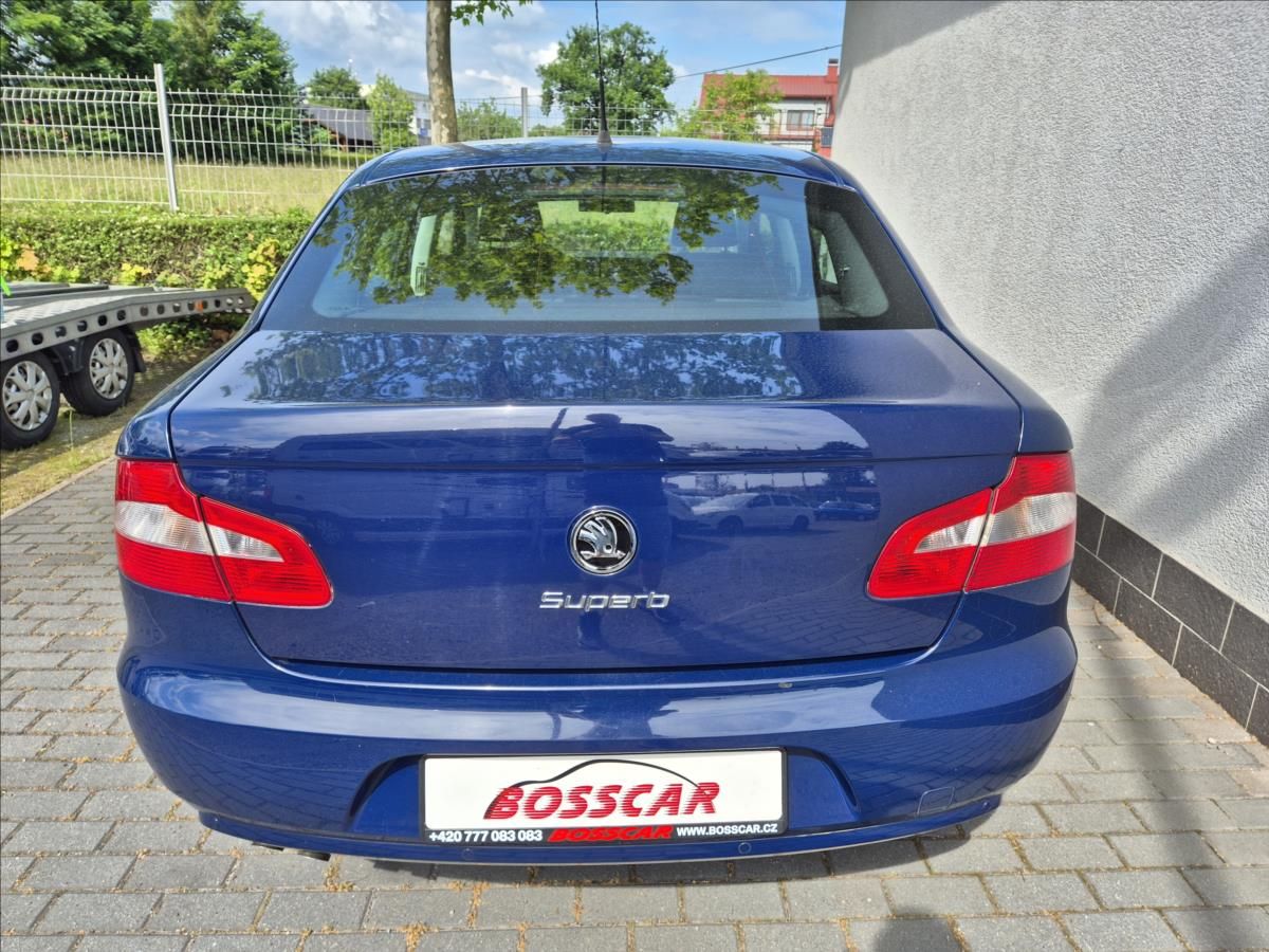 Škoda Superb, 1,4 TSi 92Kw Klima ESP PDC - fotka 5