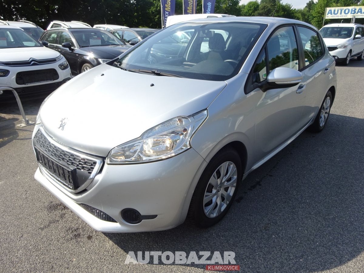 Peugeot 208, 1,2 i, GARANCE KM,nové rozvody