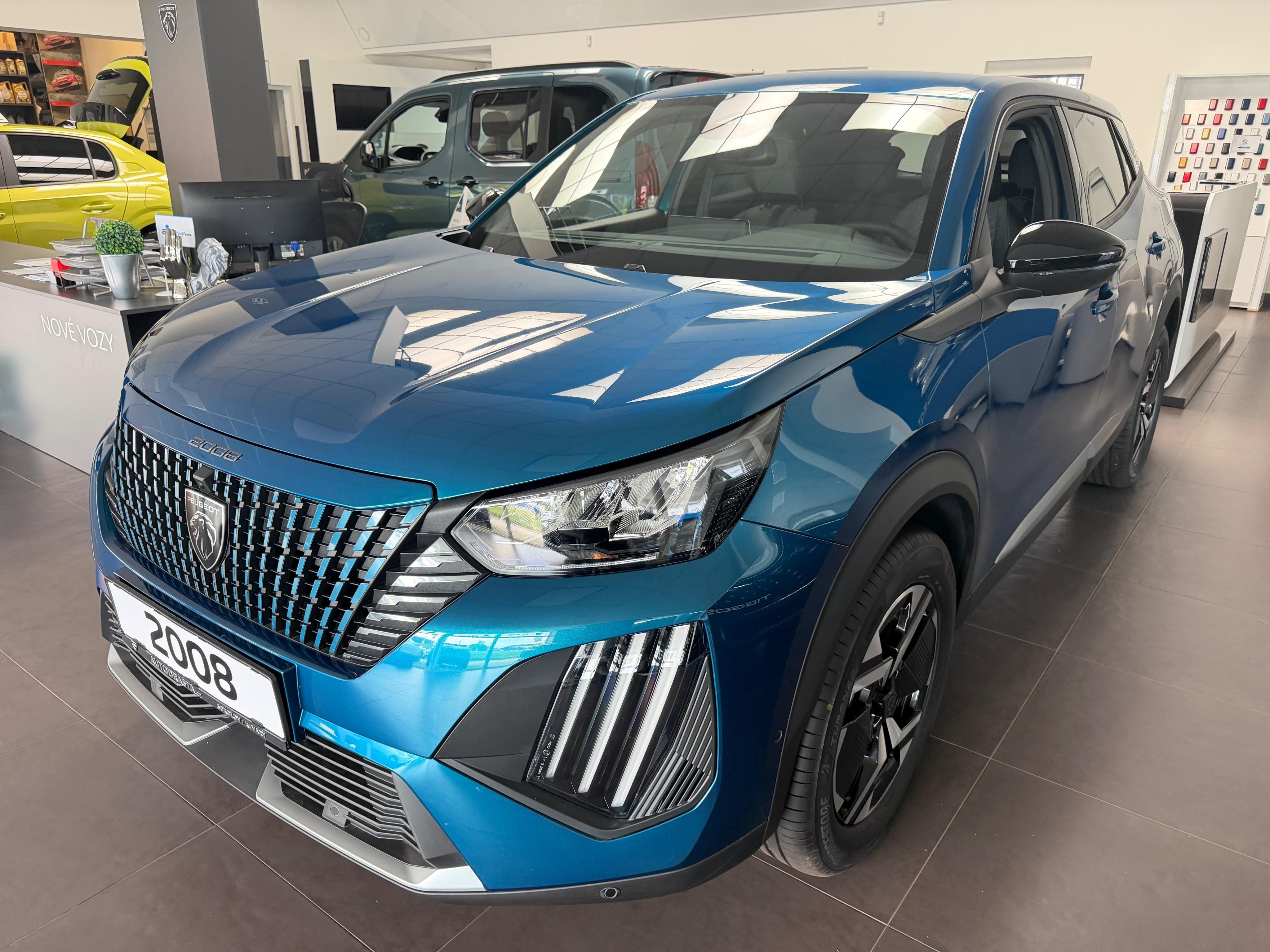 Peugeot 2008, ALLURE Hybrid 110 e-DCS6 - fotka 2