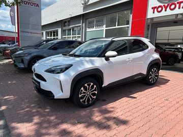 MY26 1,5 hybrid 130 koní -