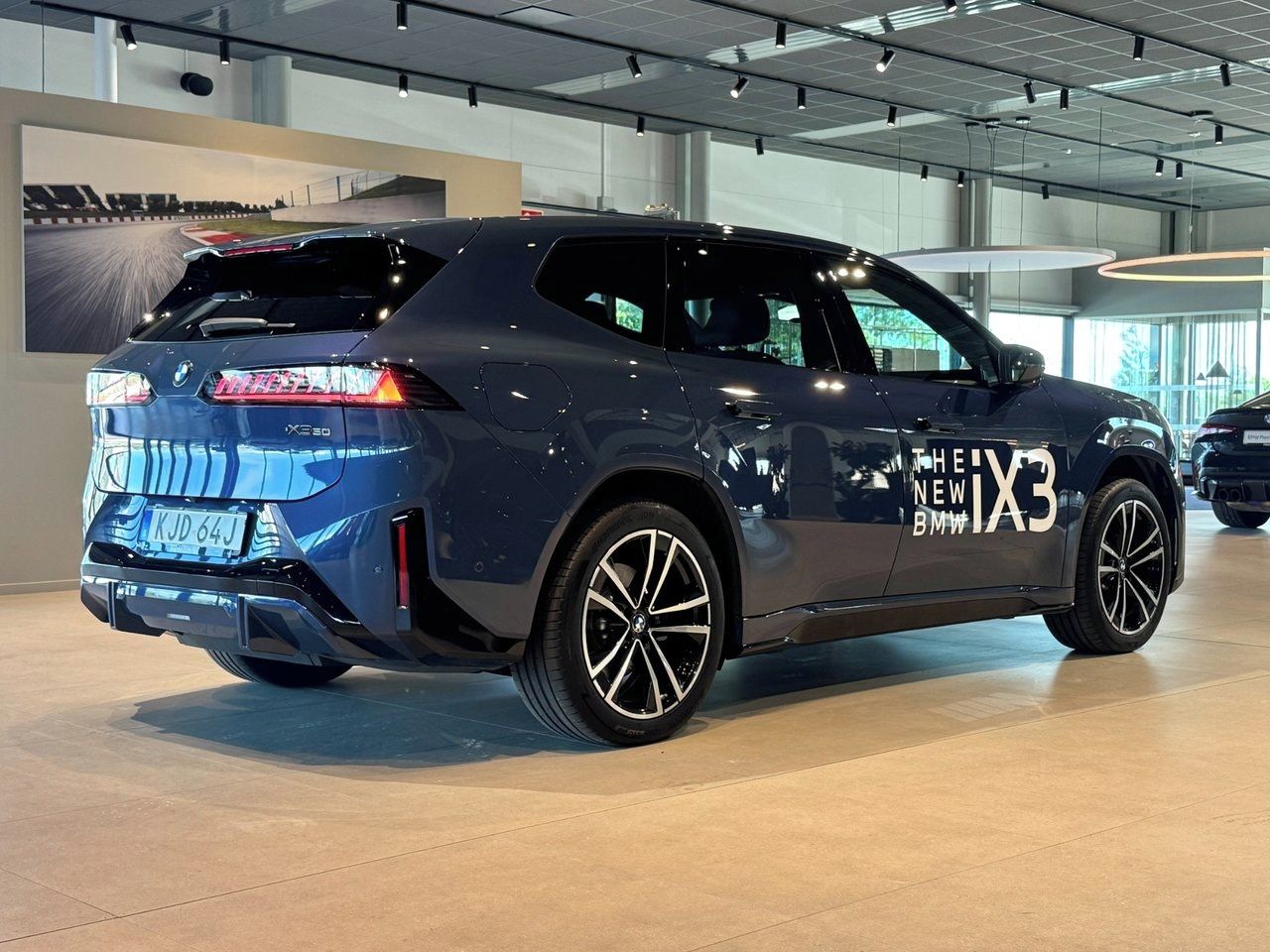 BMW iX3, 50 xDrive M-Sport H/K HuD 360 - fotka 4