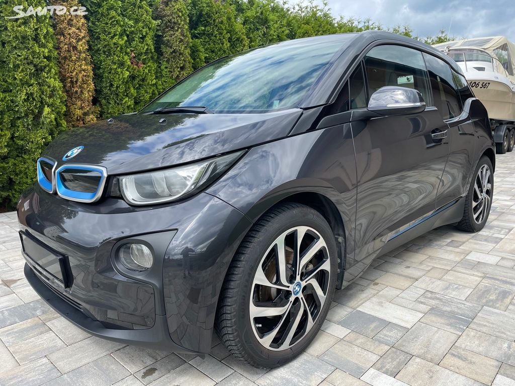 BMW i3, 25.500km - super výbava