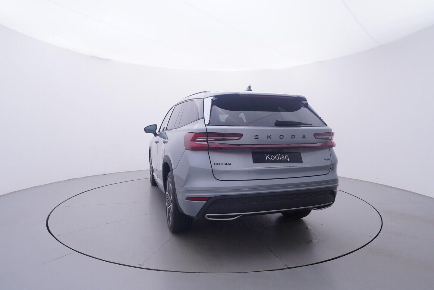 Škoda Kodiaq, Sportline 2,0 TDI 4x4 142 kW - fotka 4