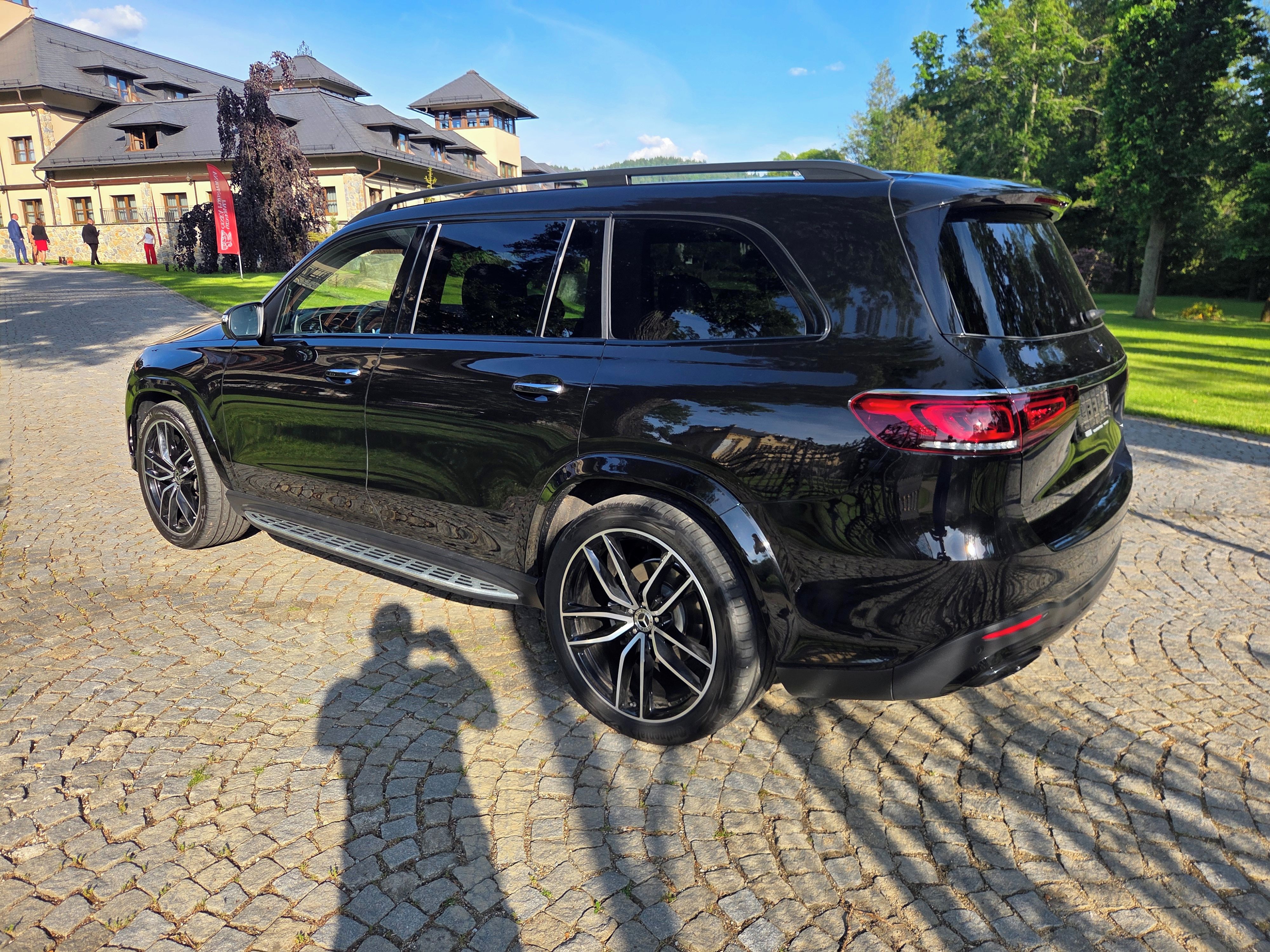 Mercedes-Benz GLS, 400 d AMG Night packet, R23 - fotka 4