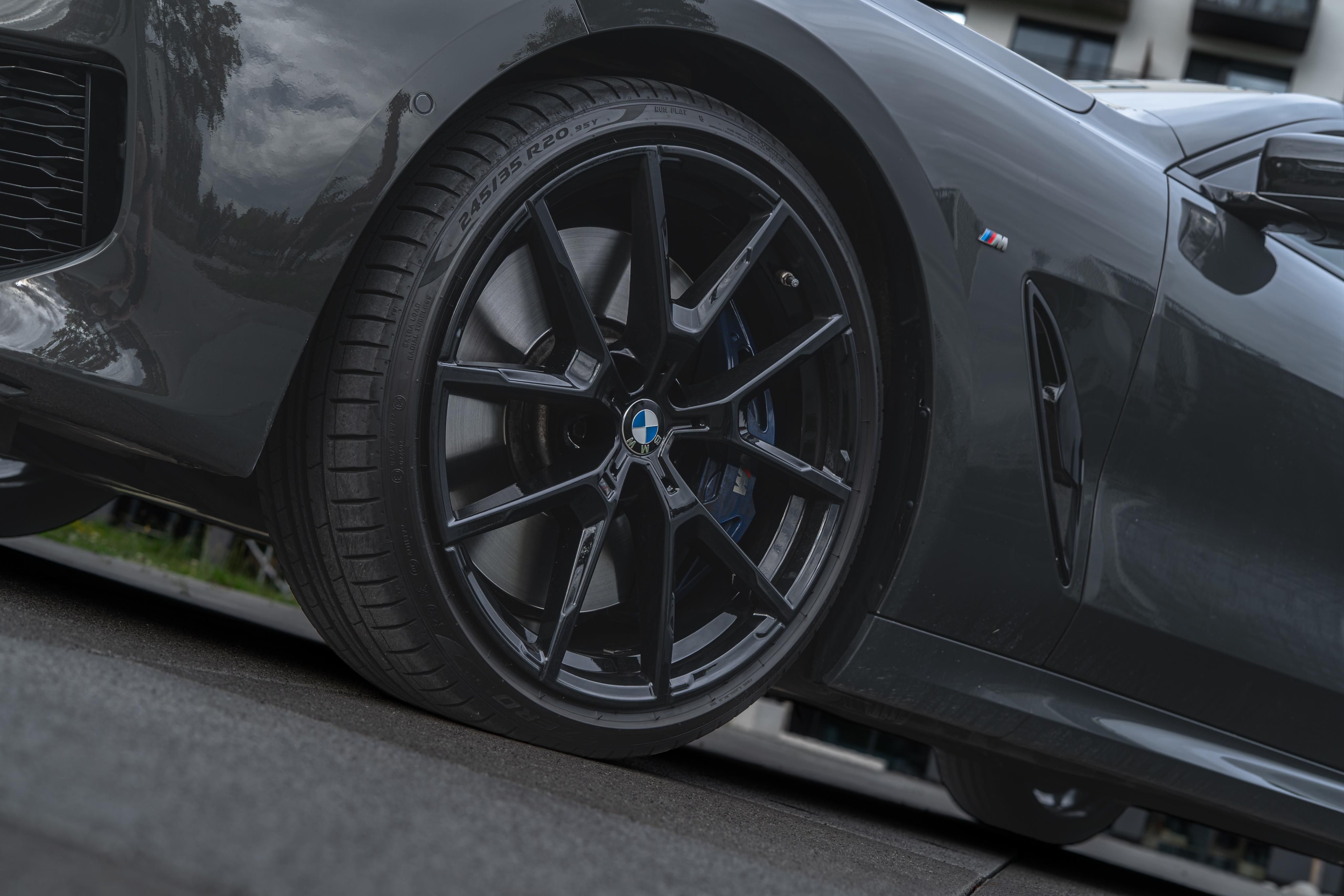 BMW Řada 8, M850i 390kW xDrive Gran Coupé - fotka 2