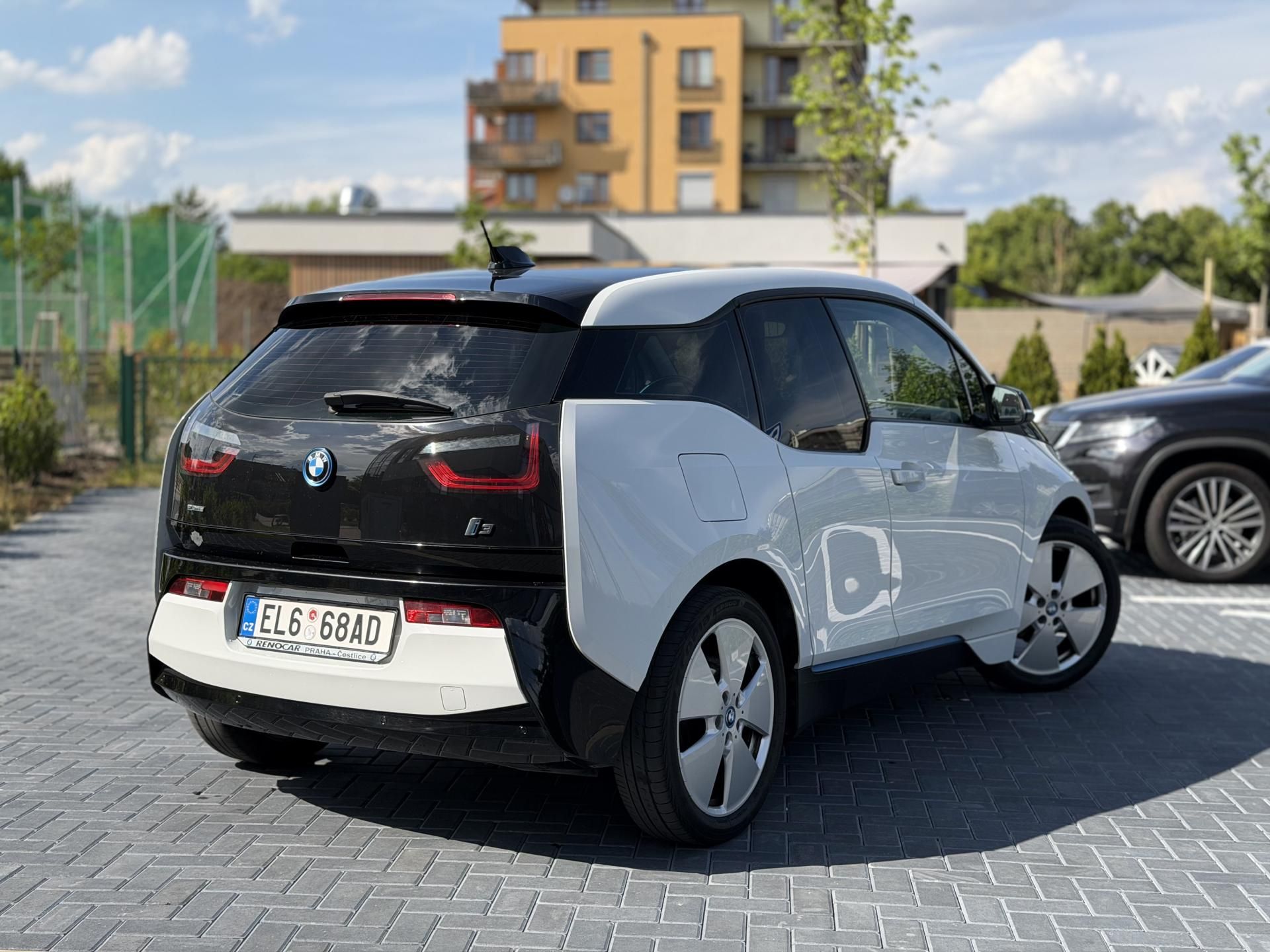 BMW i3, 60ah 125 kW - fotka 6