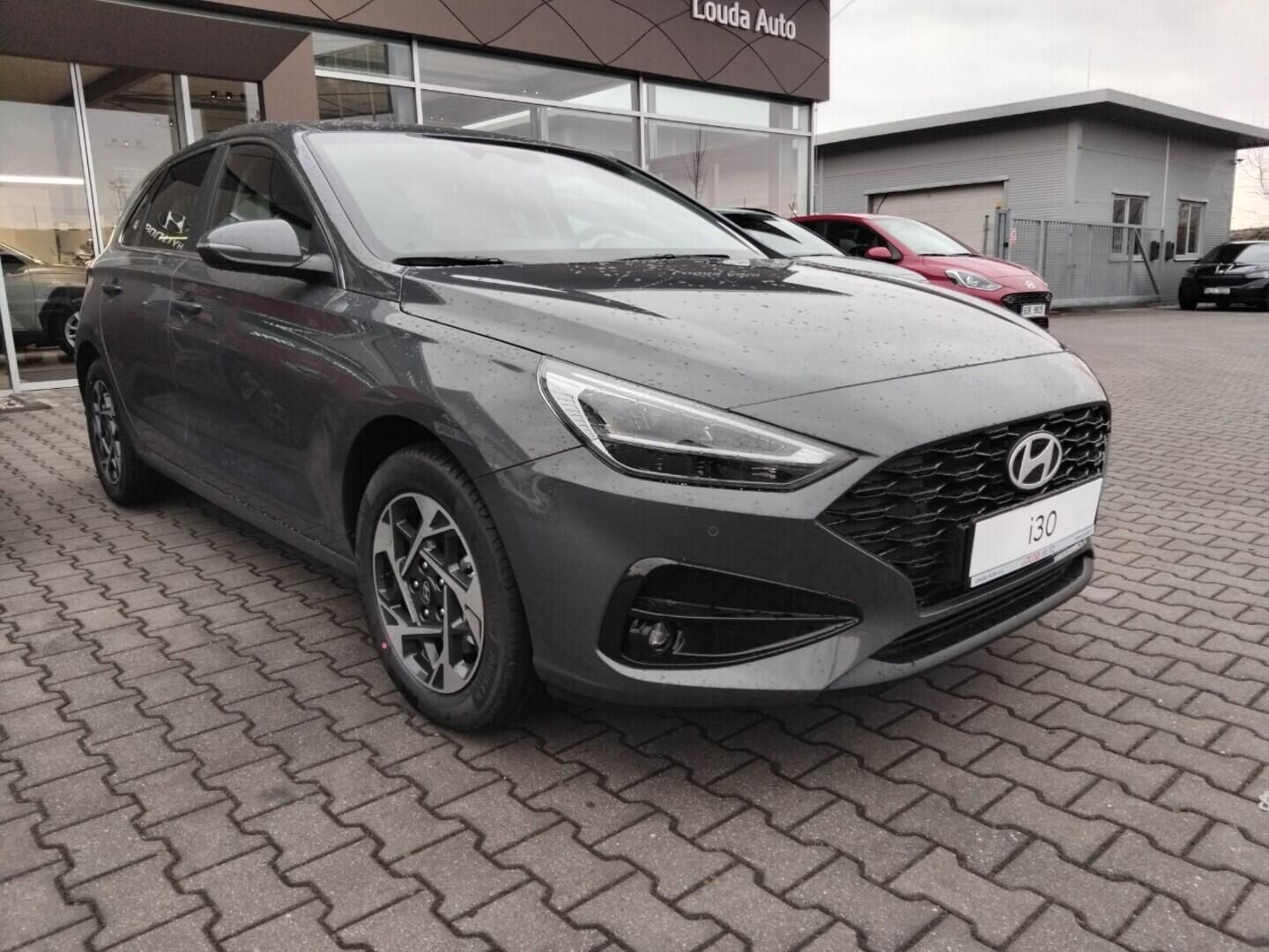 Hyundai i30, HB PD PE Style 1,0 T-GDI 85 kW - fotka 3