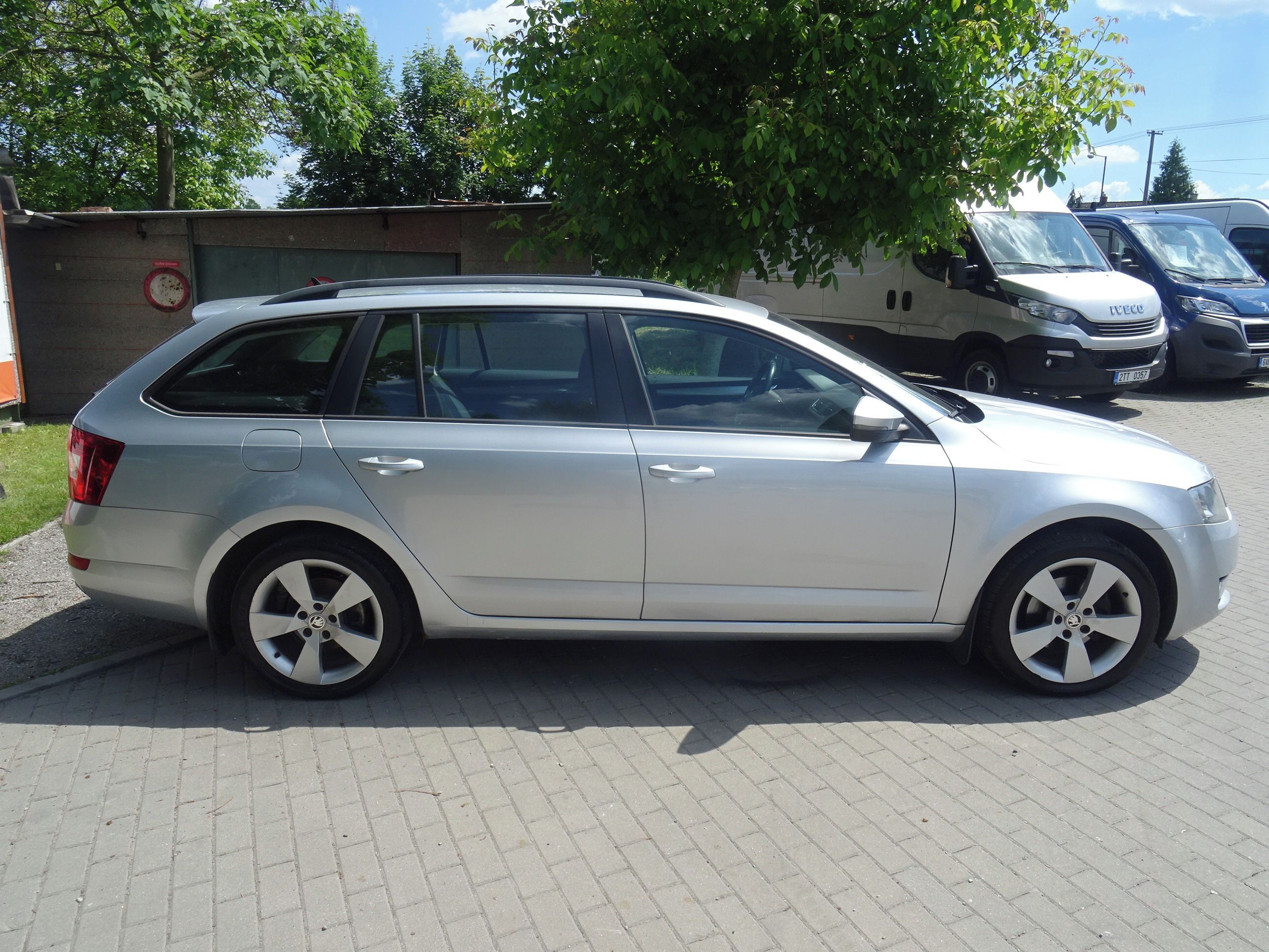 Škoda Octavia, 2.0 TDI 4X4, koupeno v ČR - fotka 3