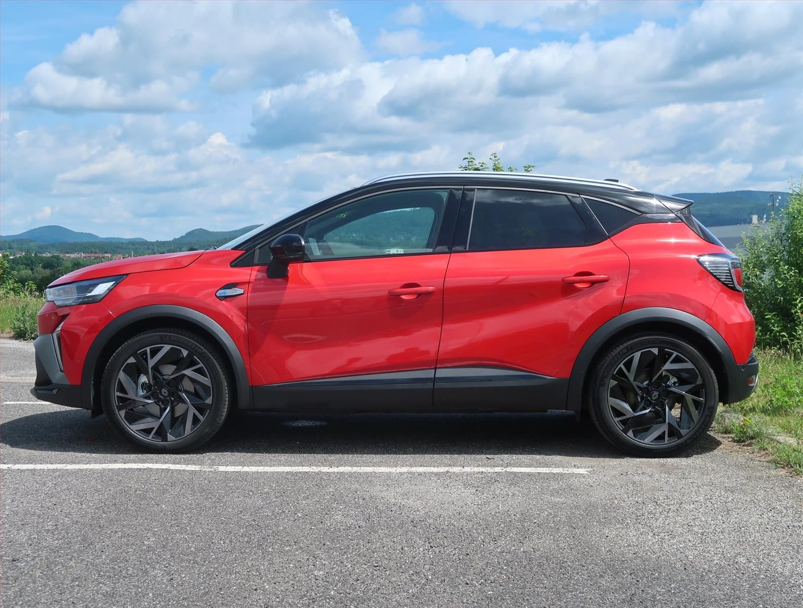 Renault Captur, E-Tech Full Hybrid - fotka 3