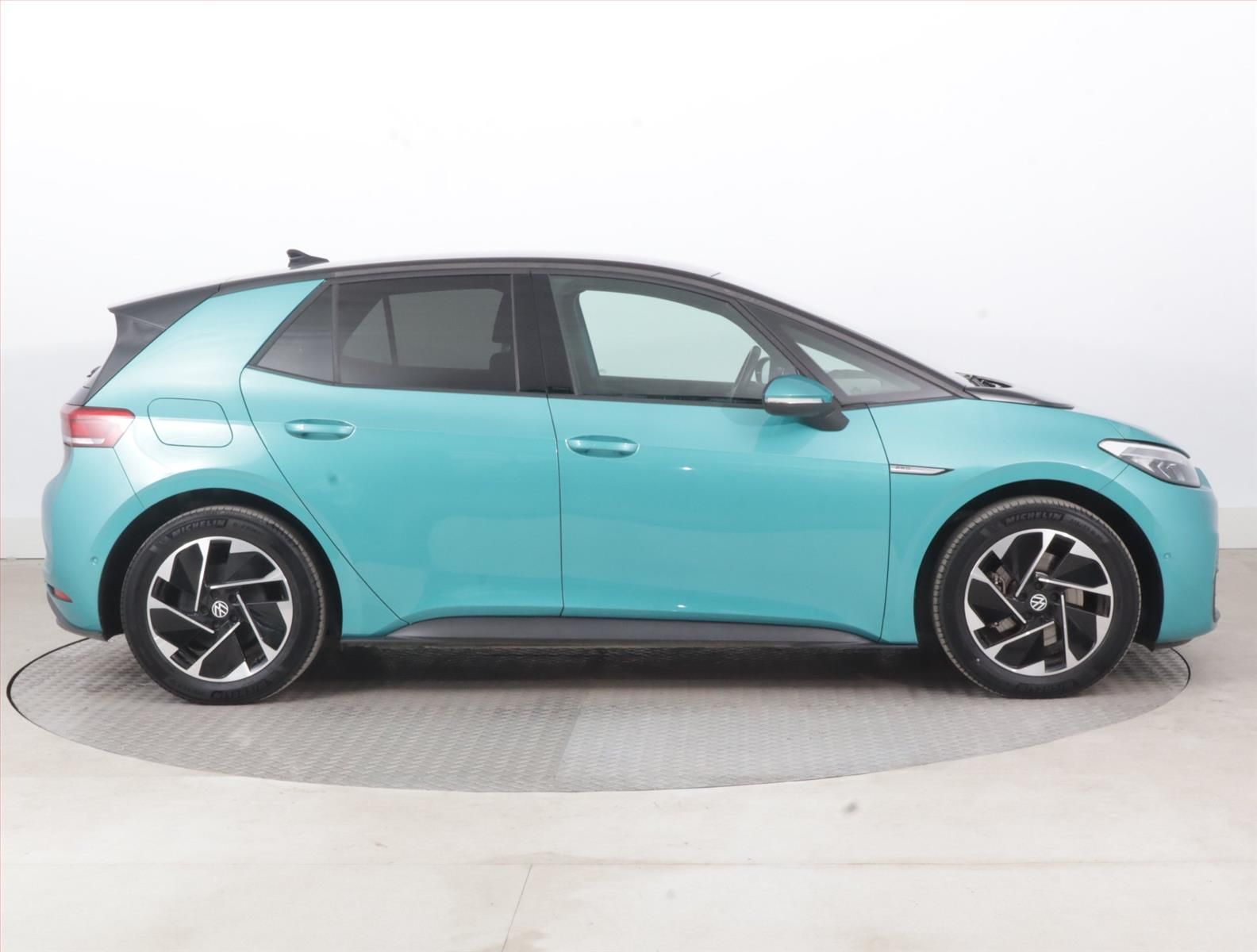 Volkswagen ID.3, 1st (62 kWh), SoH 89% - fotka 6