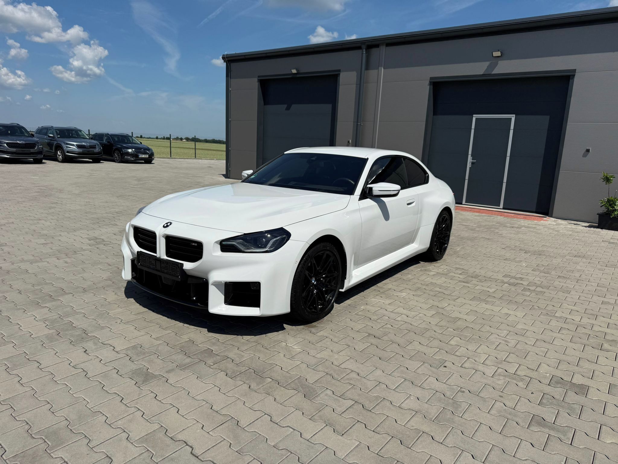 BMW M2, záruka10/2027 1.maj. nebourané - fotka 2