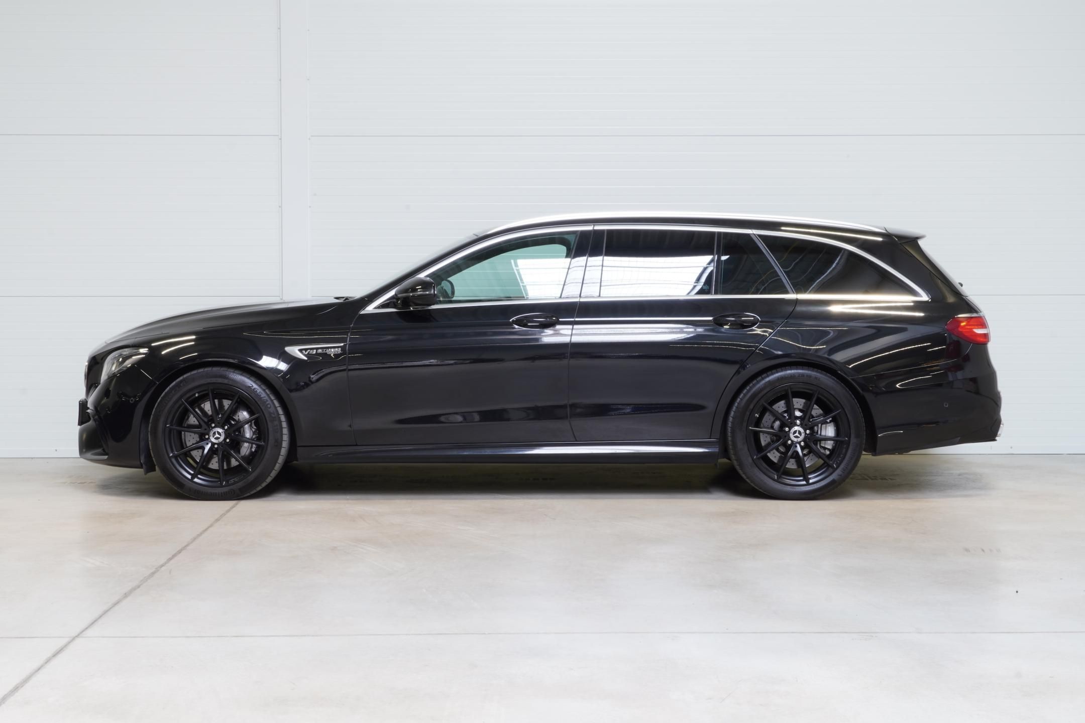 Mercedes-Benz Třídy E, 63 AMG,4m,Klima.sed,ACC,Pano - fotka 5
