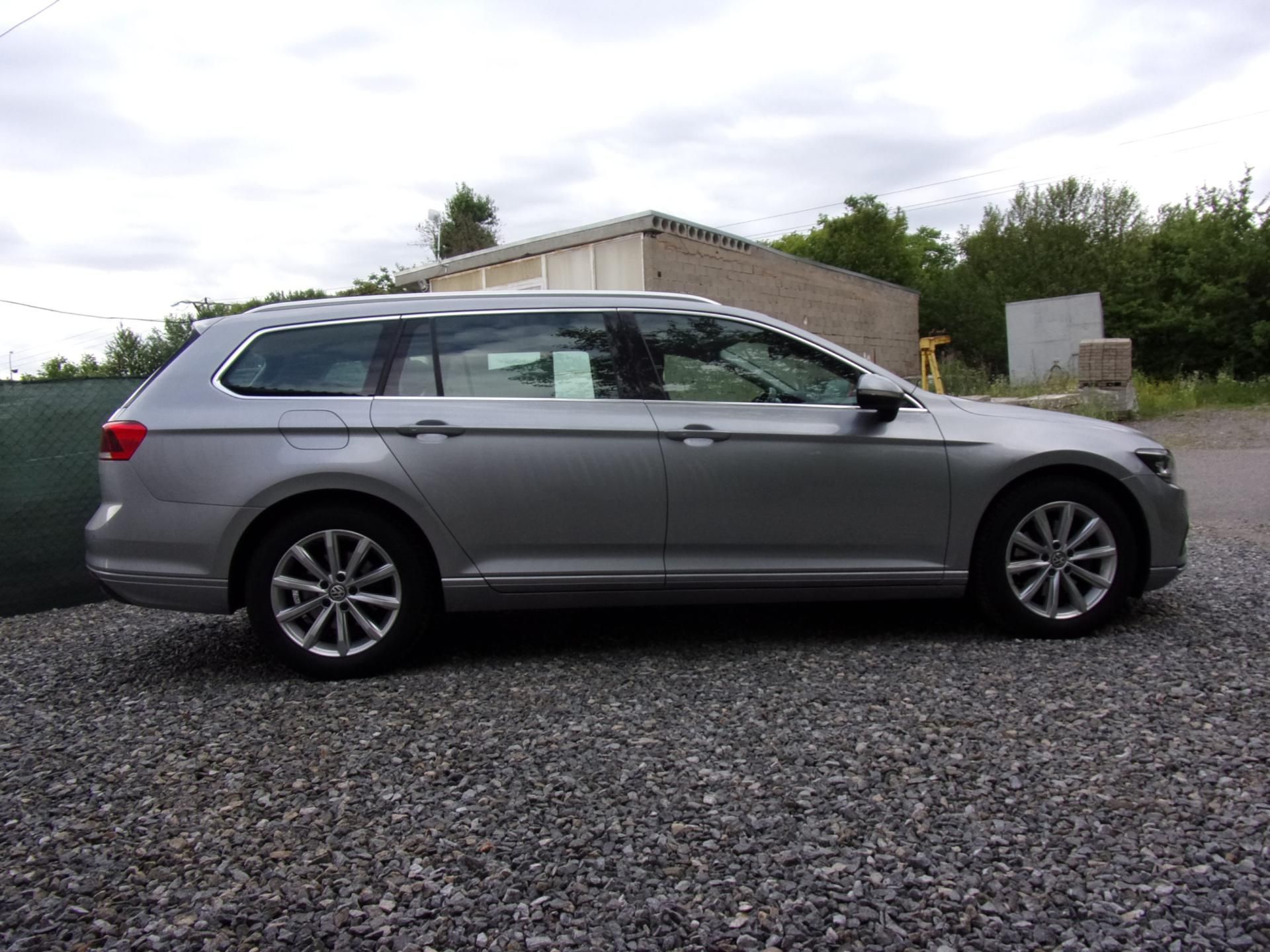 Volkswagen Passat, 2.0TDi 110kW BUSINESS DSG SERV - fotka 4