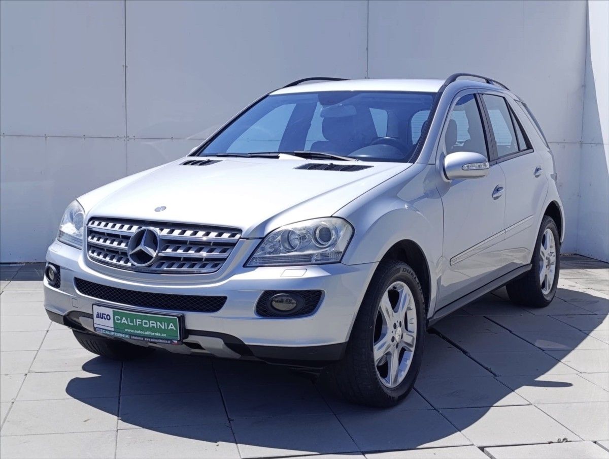 Mercedes-Benz Třídy M, 3,0 320 CDi 4Matic,Navi,Xenony - fotka 2