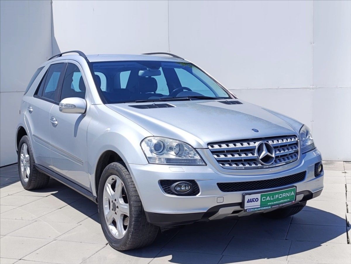 Mercedes-Benz Třídy M, 3,0 320 CDi 4Matic,Navi,Xenony - fotka 4