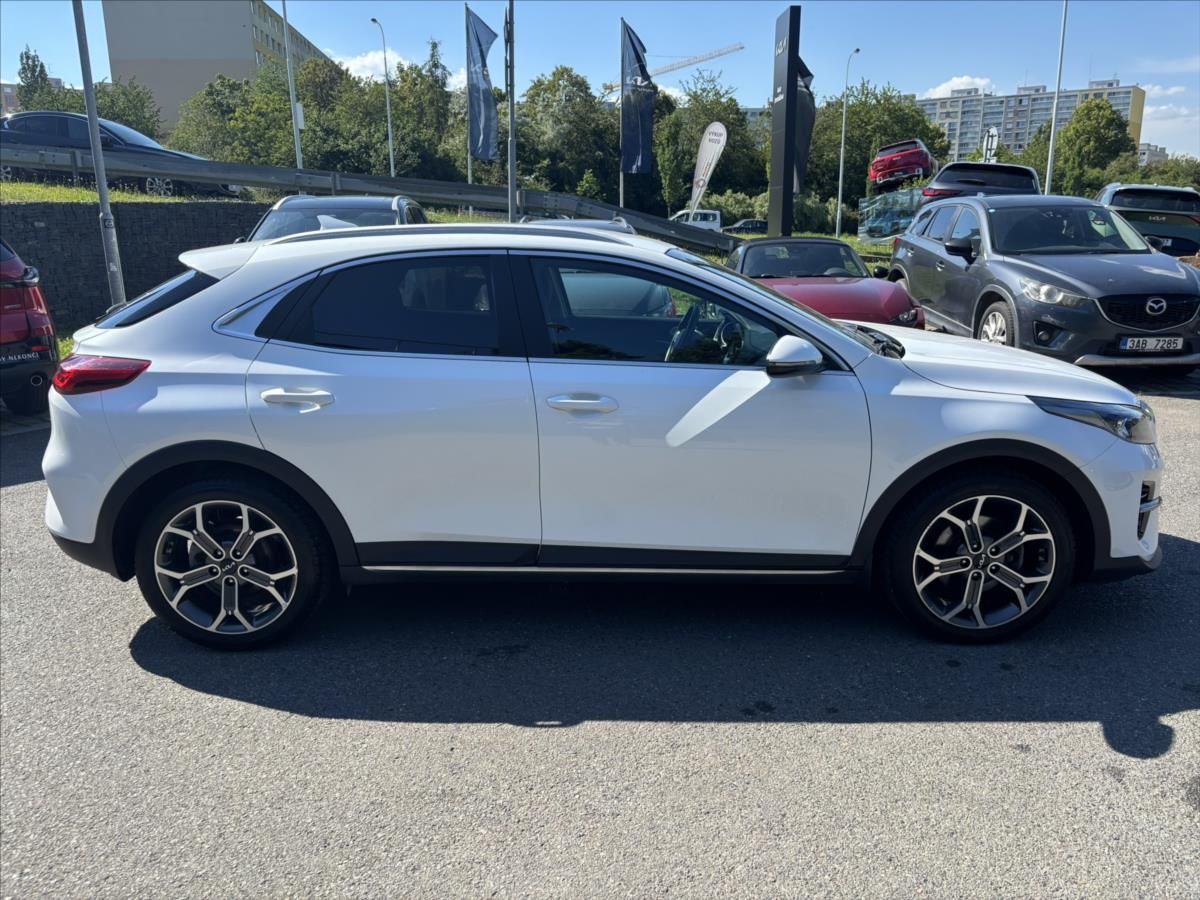 Kia XCee´d, 1,5 TGDi 118kW TOP ZÁRUKA KŮŽE - fotka 6