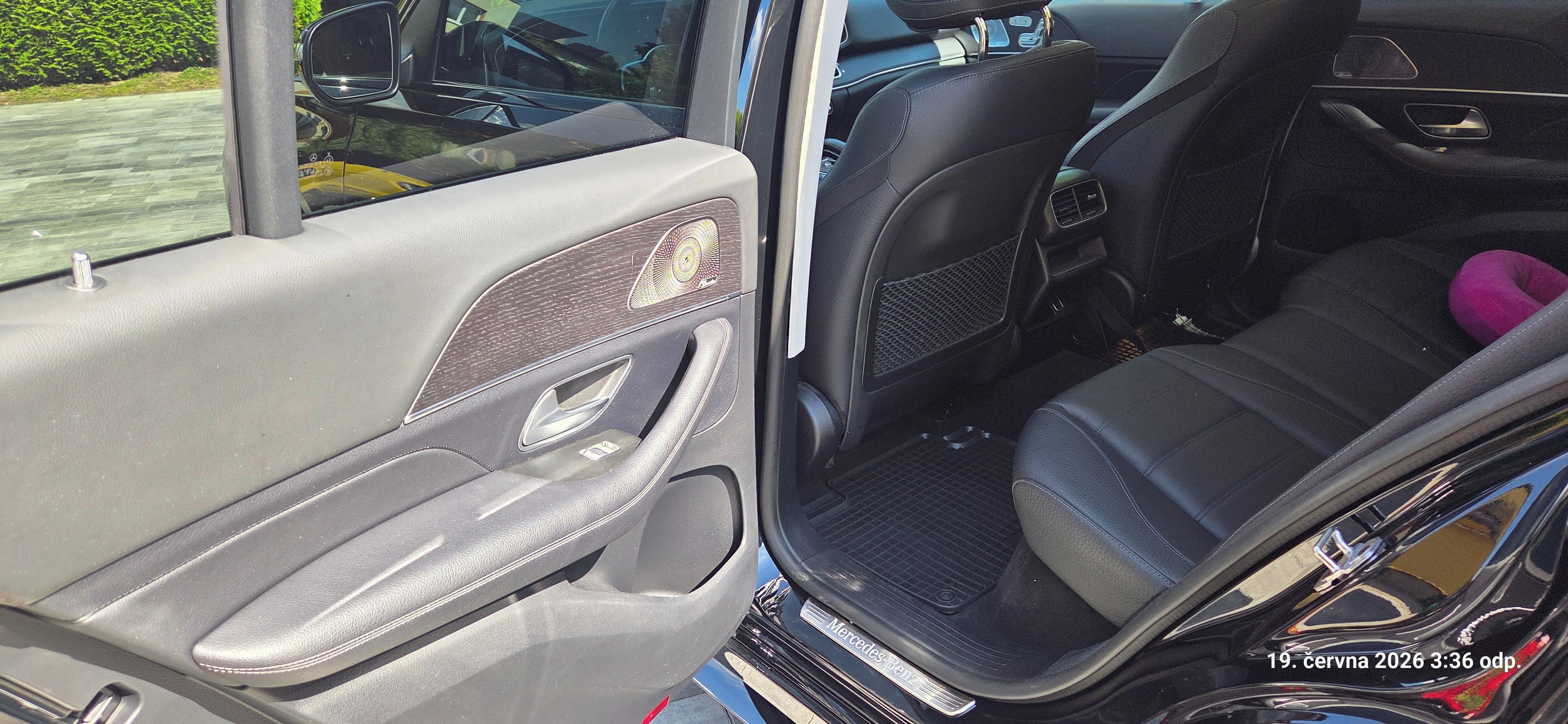 Mercedes-Benz GLE, 350d - fotka 4