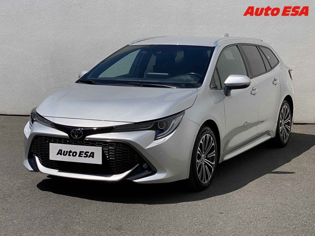 Toyota Corolla, 1.2 T,ČR,Comfort,kamera - fotka 3
