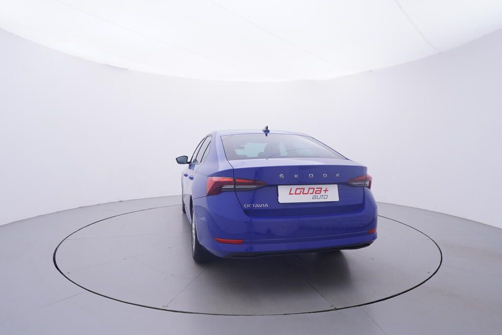 Škoda Octavia, Ambition 1.5 TSI 110 kW - fotka 4