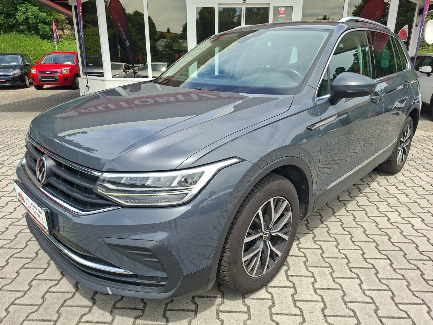 Volkswagen Tiguan, 2.0TDI 110kW DSG LIFE - fotka 4