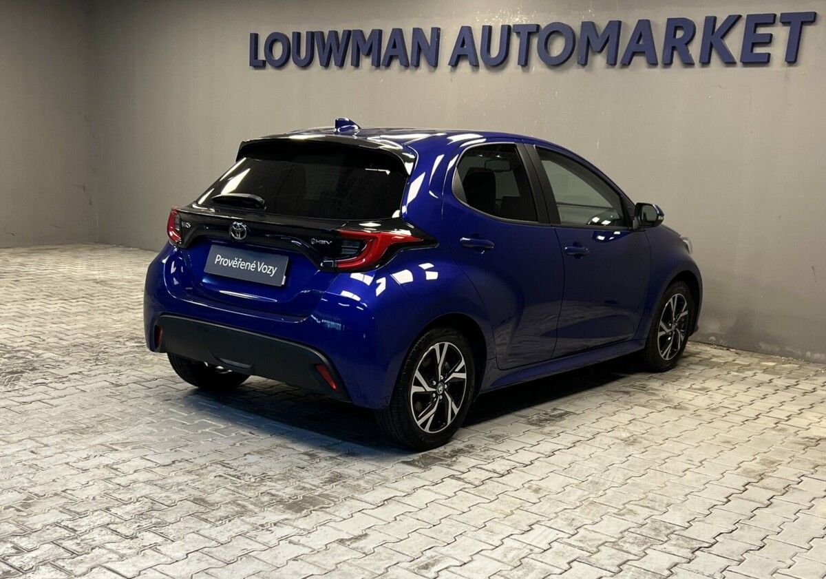Toyota Yaris, 1.5 Hybrid AT STYLE - fotka 2