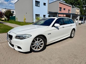 530d xDrive M paket ČR PANO TV