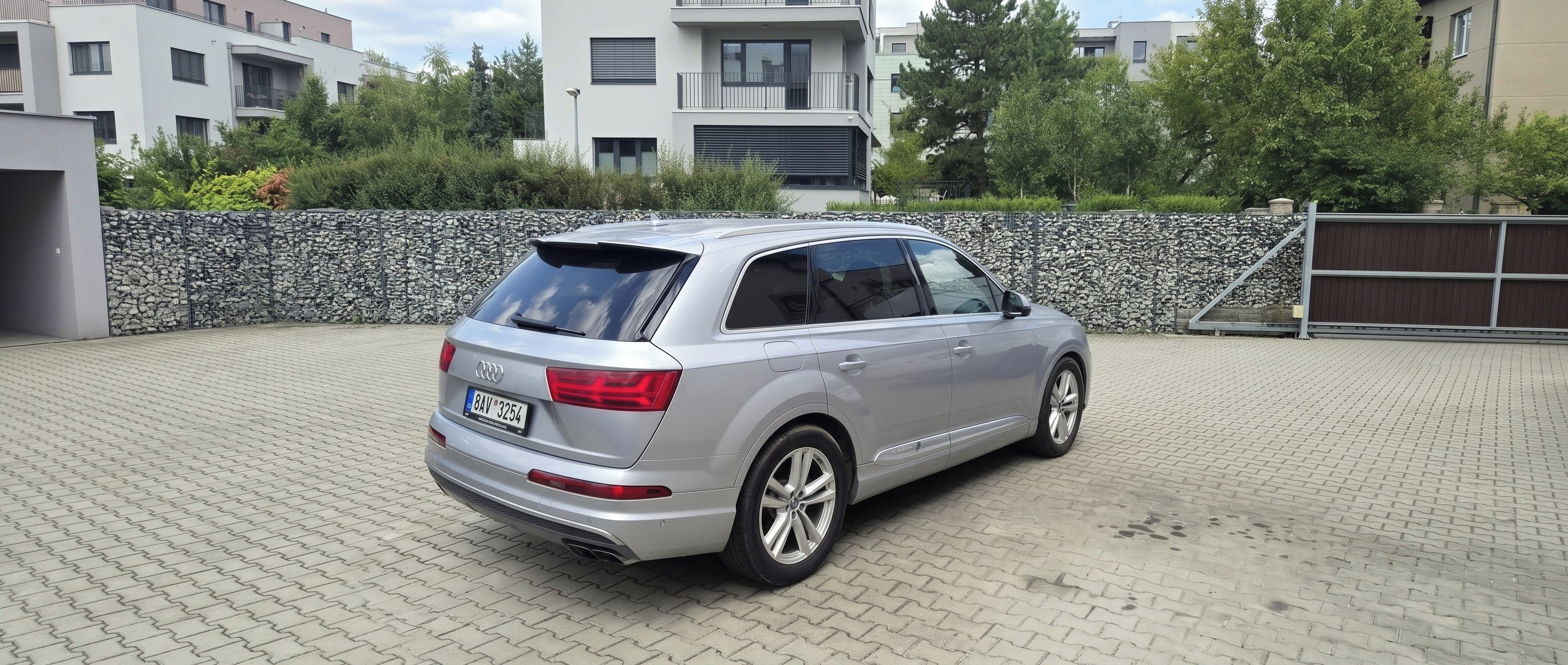 Audi SQ7, Audi SQ7 4.0 V8 TDI - fotka 3