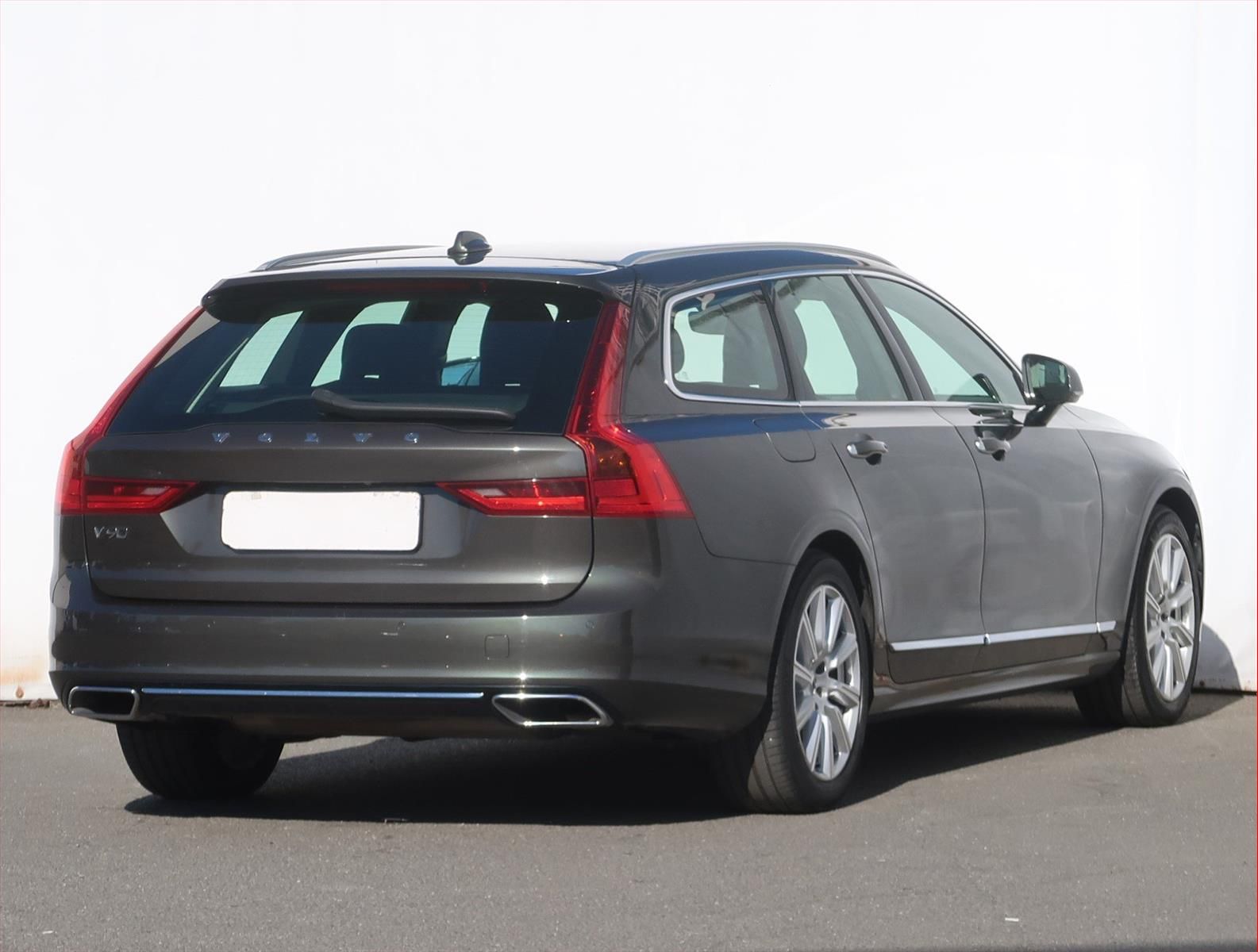Volvo V90, D5 AWD, 4X4, Automat - fotka 5