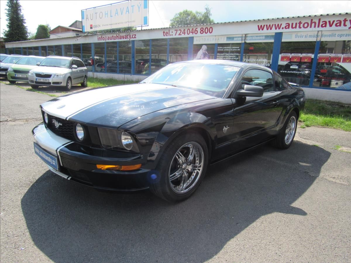 Ford Mustang, 4,6 L V8 GT 224kW
