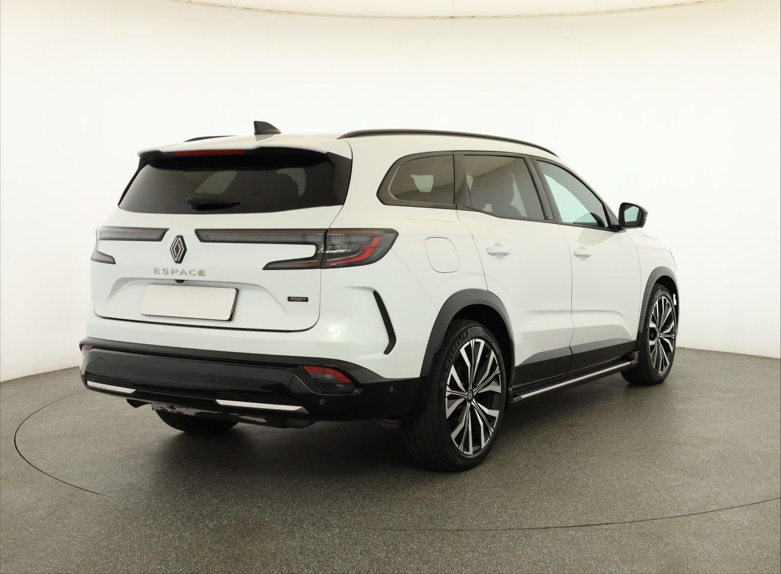 Renault Espace, E-Tech FHEV 200 - fotka 5