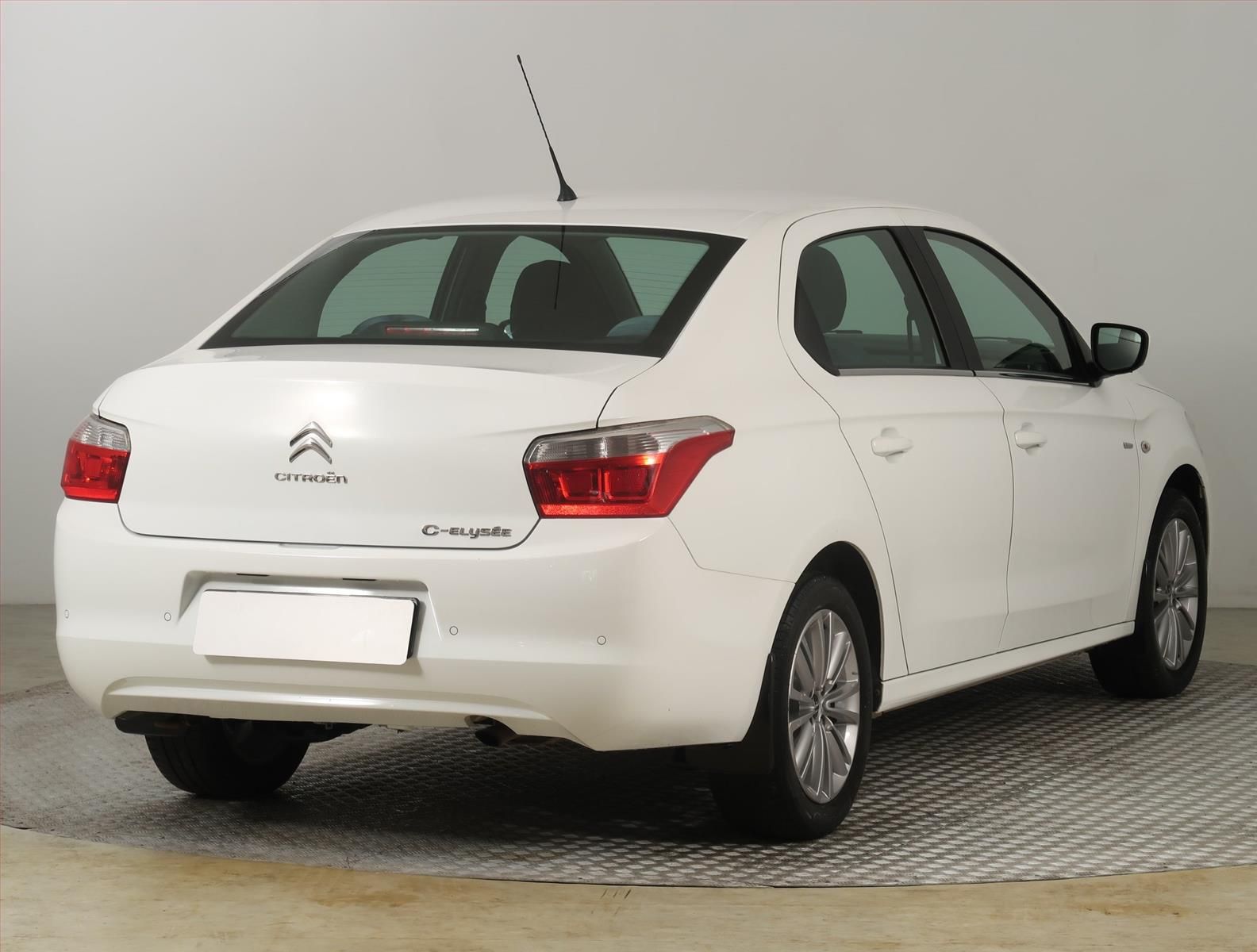 Citroën C-Elysée, 1.2 PureTech, Serv.kniha - fotka 5