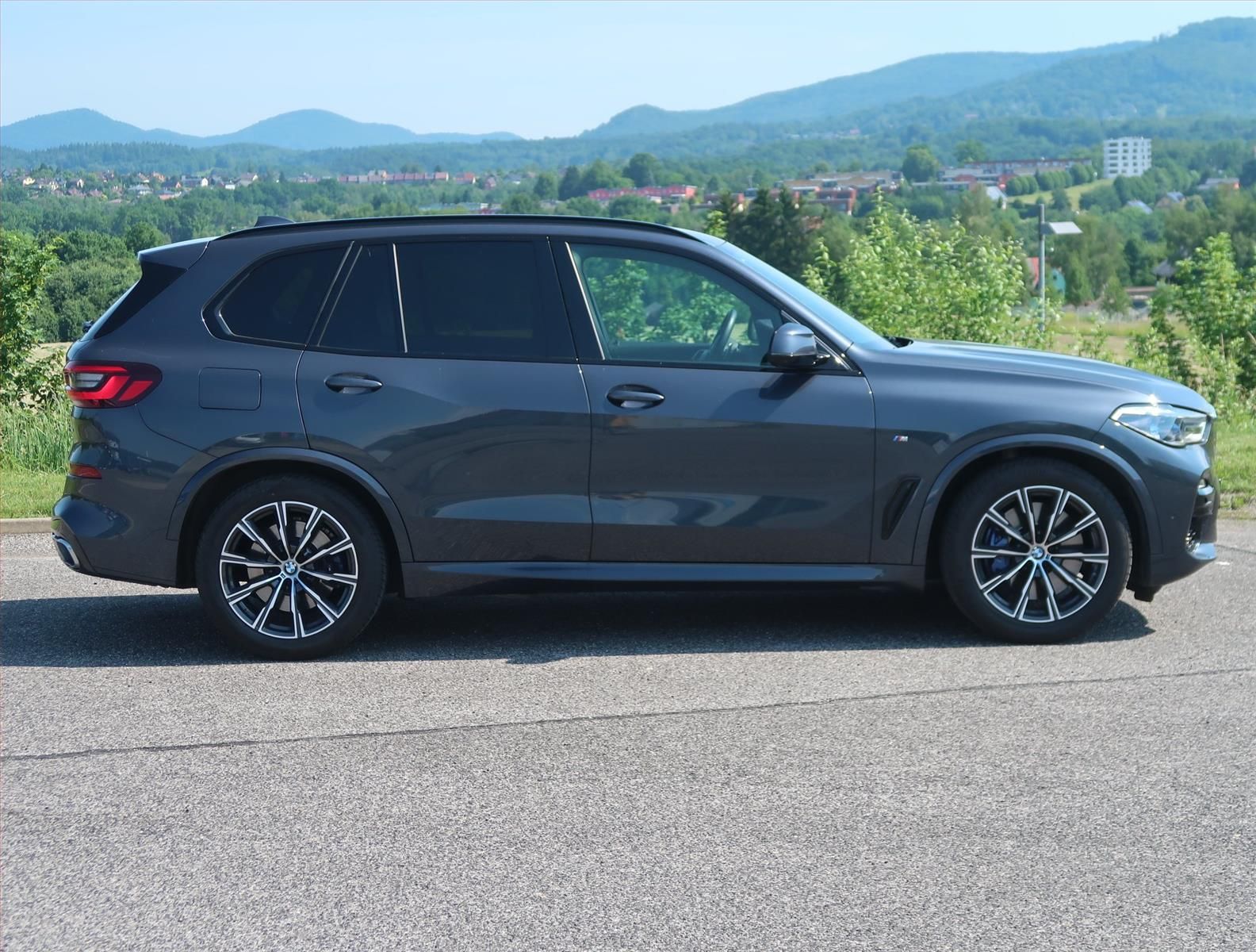 BMW X5, xDrive40i - fotka 5