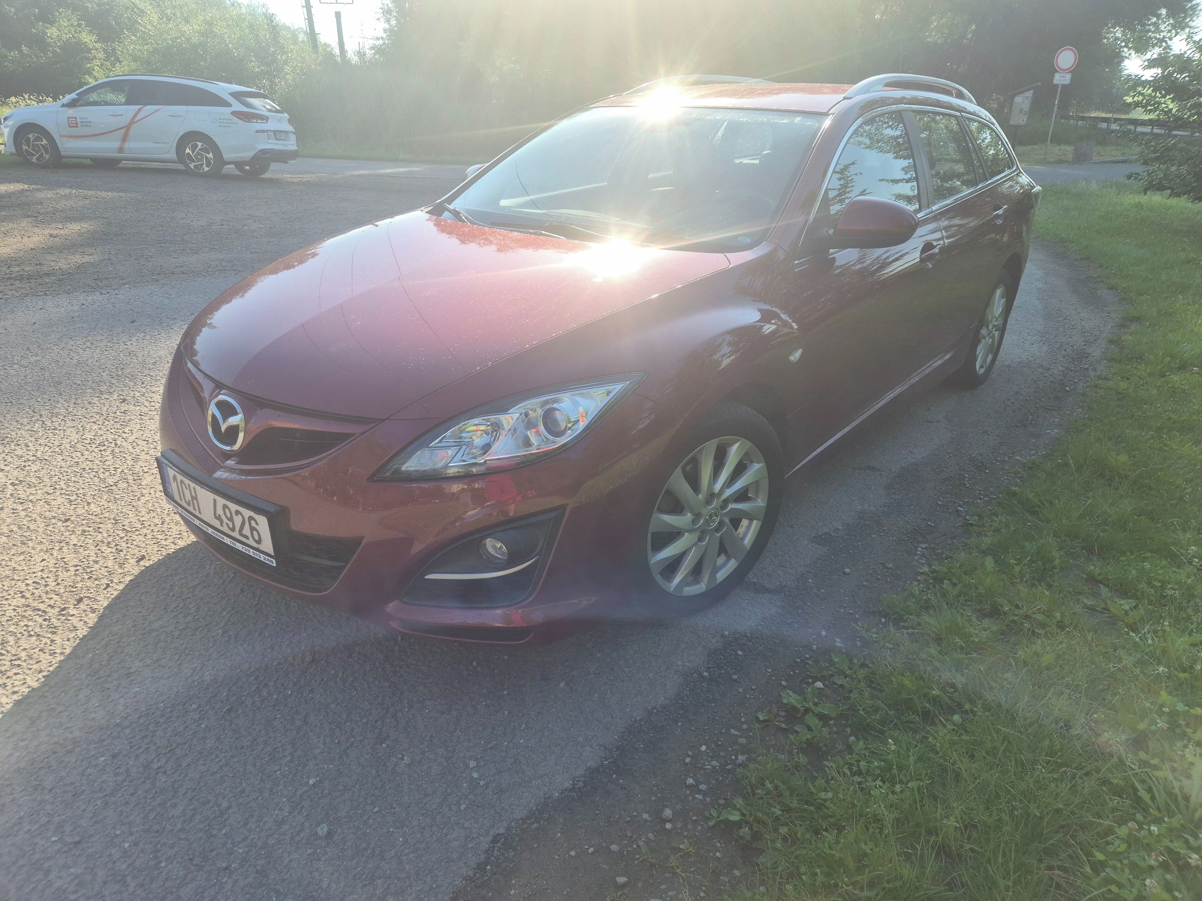 Mazda 6, Velká výbava - fotka 3