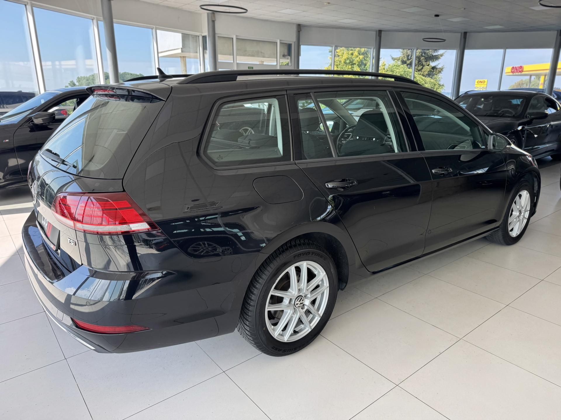 Volkswagen Golf, 1,0TSI DSG*81kW*LED*Masáž - fotka 5