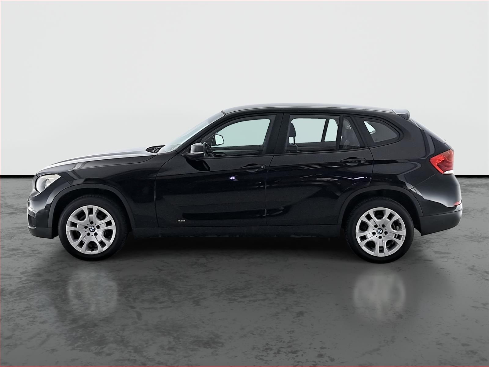 BMW X1, sDrive16d, Automatická klima - fotka 3